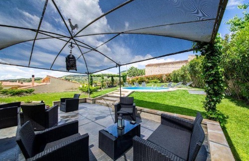 Gesturi House | 500 m² House ∙ 5 bedrooms ∙ 10 guests