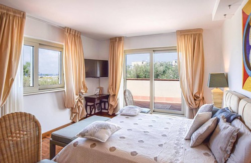 Nocera Scalo House | 500 m² House ∙ 6 bedrooms ∙ 13 guests
