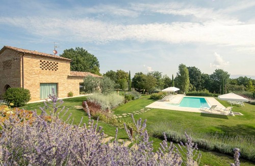Foiano della Chiana Villa | 500 m² Villa ∙ 6 bedrooms ∙ 17 guests