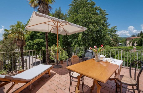 Vazia House | 500 m² Maisonette ∙ 5 bedrooms ∙ 12 guests
