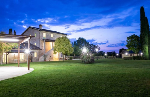 Marsciano Villa | 500 m² Villa ∙ 7 bedrooms ∙ 24 guests