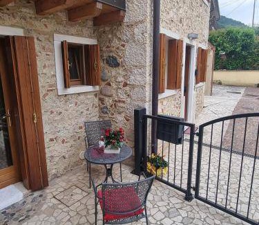 Pove del Grappa House | 52 m² House ∙ 1 bedroom ∙ 4 guests