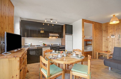 Sauze d'Oulx Apartment | 54 m² Apartment ∙ 2 bedrooms ∙ 6 guests