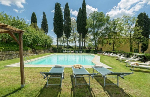Laterina Villa | 570 m² Villa ∙ 9 bedrooms ∙ 18 guests