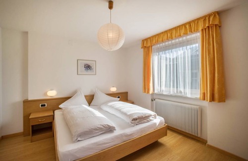Pfalzen Apartment | 60 m² Apartment ∙ 1 bedroom ∙ 4 guests