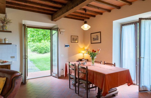 Dicomano Apartment | 60 m² Apartment ∙ 1 bedroom ∙ 4 guests