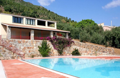 Jerzu Apartment | 60 m² Apartment ∙ 2 bedrooms ∙ 4 guests