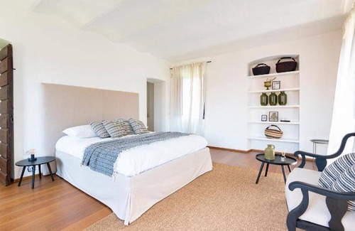 Agrate Conturbia Bed & Breakfast | 60 m² Bed and breakfast ∙ 4 guests