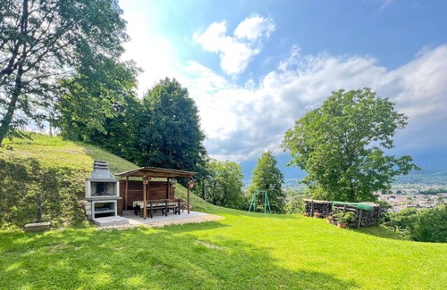 Feltre House | 60 m² Maisonette ∙ 2 bedrooms ∙ 4 guests