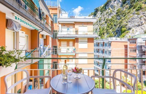 Maiori Apartment | 60 m² Serviced apartment ∙ 2 bedrooms ∙ 127 guests