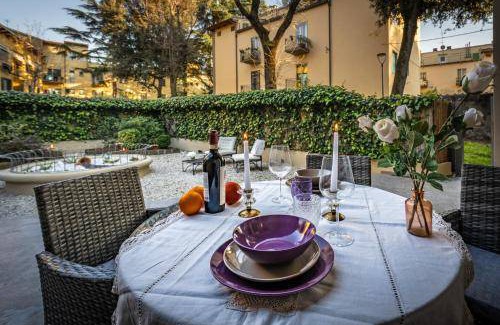 Isolotto Apartment | 62 m² Apartment ∙ 2 bedrooms ∙ 4 guests