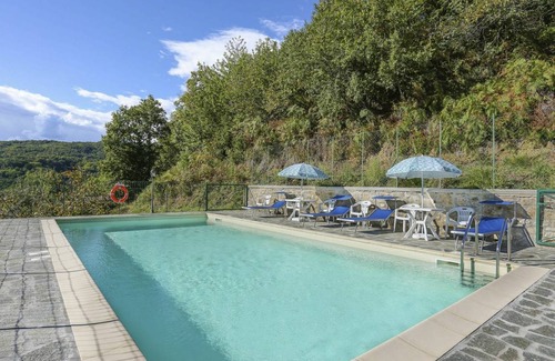 Villa Collemandina Villa | 64 m² Villa ∙ 2 bedrooms ∙ 5 guests