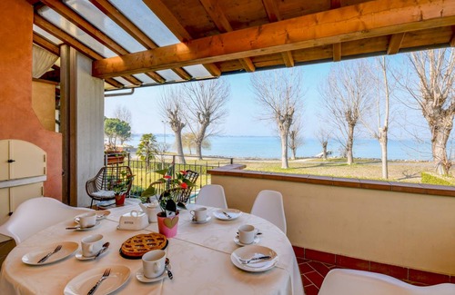 San Benedetto di Lugana Apartment | 65 m² Apartment ∙ 2 bedrooms ∙ 4 guests