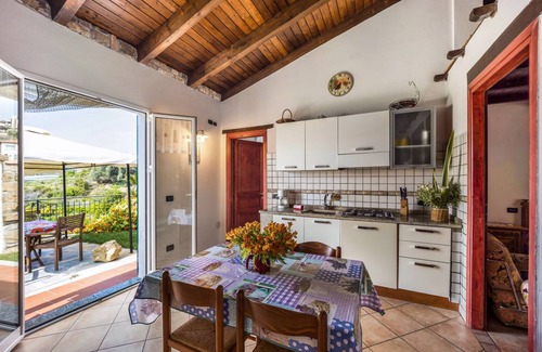 Pompeiana House | 65 m² House ∙ 2 bedrooms ∙ 5 guests