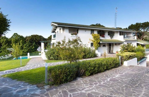 Riccione Villa | 650 m² Villa ∙ 5 bedrooms ∙ 12 guests