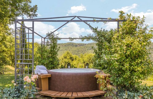Ripoli Villa | 670 m² Villa ∙ 11 bedrooms ∙ 22 guests