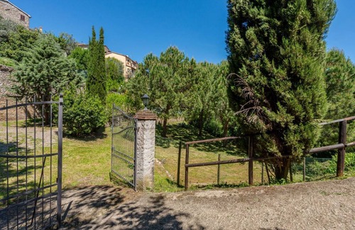 Montorgiali Other | 70 m² Accommodation ∙ 2 bedrooms ∙ 5 guests