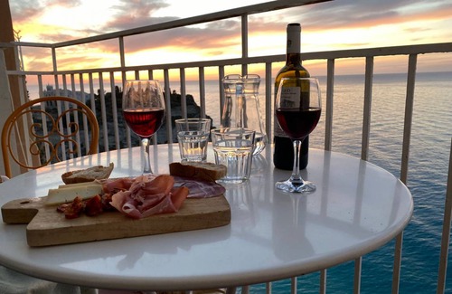 Tropea Apartment | 70 m² Apartment ∙ 1 bedroom ∙ 5 guests