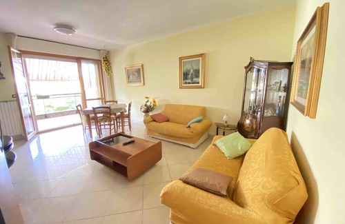 Grottammare Apartment | 70 m² Apartment ∙ 2 bedrooms ∙ 4 guests