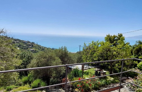 Lavagna House | 70 m² House ∙ 2 bedrooms ∙ 3 guests