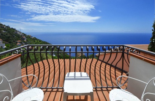 Furore House | 70 m² House ∙ 2 bedrooms ∙ 4 guests