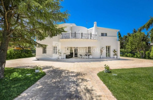 Oria House | 700 m² House ∙ 5 bedrooms ∙ 10 guests