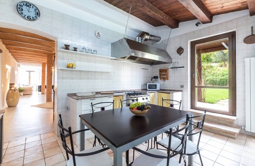 San Ginesio Villa | 700 m² Villa ∙ 6 bedrooms ∙ 12 guests