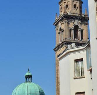 Parma City Centre Apartment | 72 m² Apartment ∙ 2 bedrooms ∙ 4 guests