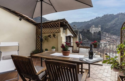Dolceacqua Apartment | 75 m² Apartment ∙ 4 guests