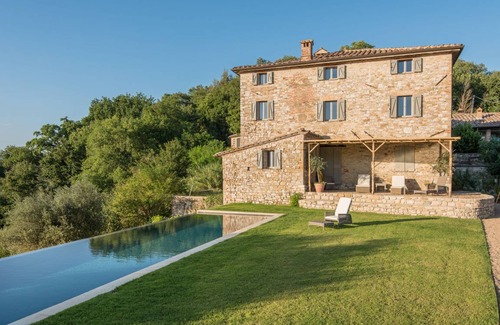 Montelovesco Villa | 750 m² Villa ∙ 10 bedrooms ∙ 20 guests