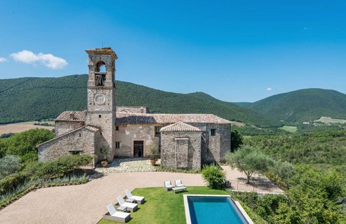 Montelovesco Villa | 750 m² Villa ∙ 10 bedrooms ∙ 20 guests