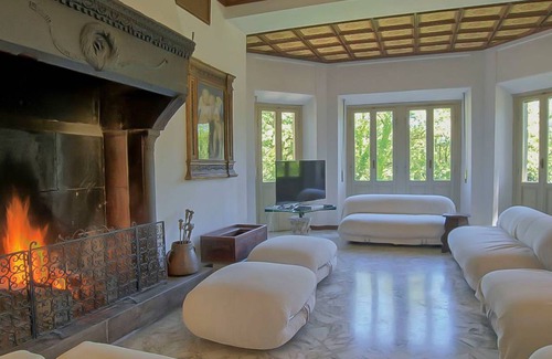 Ponte Buriano Villa | 750 m² Villa ∙ 7 bedrooms ∙ 12 guests