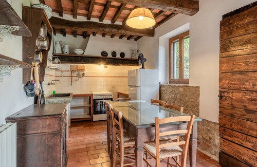 Pietrabuona Apartment | 78 m² Apartment ∙ 3 bedrooms ∙ 6 guests