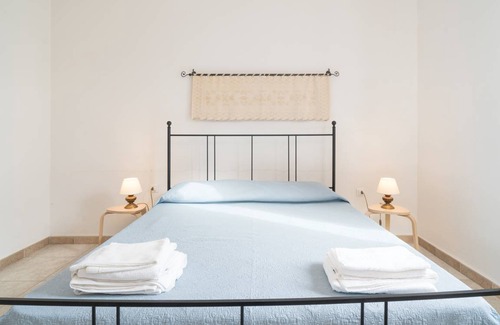 Orosei House | 80 m² House ∙ 2 bedrooms ∙ 5 guests