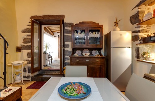Paulilatino House | 80 m² House ∙ 2 bedrooms ∙ 5 guests