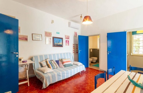 Trani House | 80 m² House ∙ 2 bedrooms ∙ 6 guests