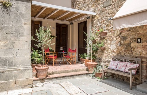 Radicondoli Apartment | 85 m² Apartment ∙ 1 bedroom ∙ 4 guests