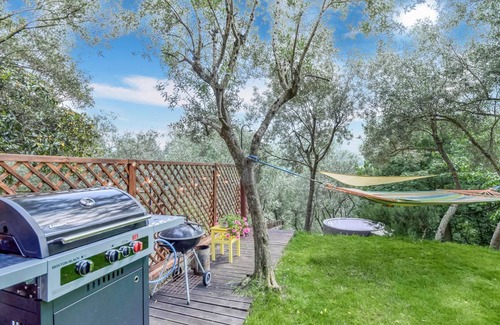 Uscio House | 85 m² Maisonette ∙ 3 bedrooms ∙ 6 guests