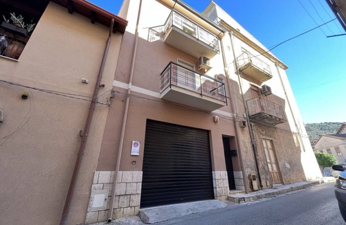Partinico Other | 90 m² Accommodation ∙ 2 bedrooms ∙ 6 guests