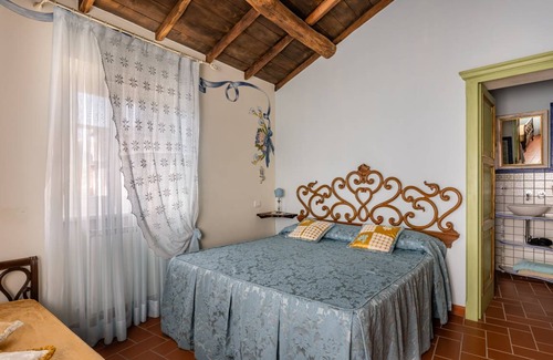 Molazzana Apartment | 90 m² Apartment ∙ 3 bedrooms ∙ 7 guests