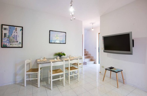 Nicotera House | 90 m² Maisonette ∙ 3 bedrooms ∙ 6 guests