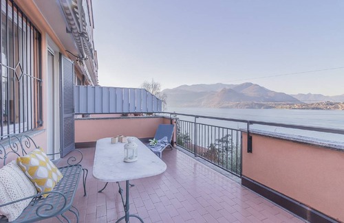 Fiumelatte Apartment | 91 m² Apartment ∙ 2 bedrooms ∙ 6 guests