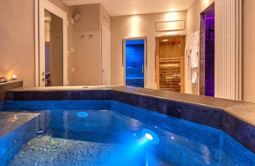 Dicomano Resort | 95 m² Resort ∙ 2 bedrooms ∙ 6 guests