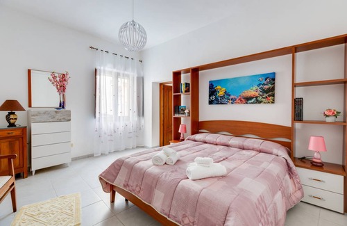 Oristano Historic Centre Apartment | 98 m² Apartment ∙ 2 bedrooms ∙ 6 guests