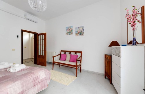 Oristano Historic Centre Apartment | 98 m² Apartment ∙ 2 bedrooms ∙ 6 guests