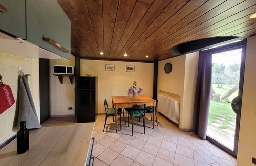Monteroni d'Arbia House | A charming little cottage with spacious private garden