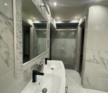 San Maurizio Canavese Apartment | airport apartments piano terra