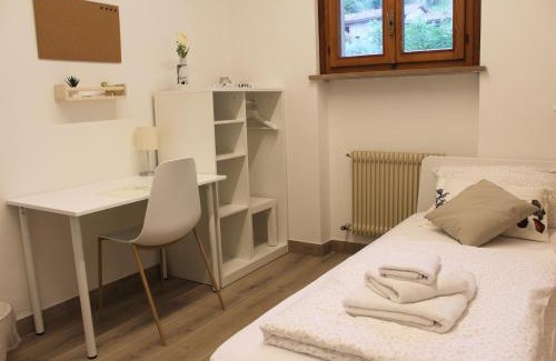 Artegna House | All'antico ulivo Affittacamere