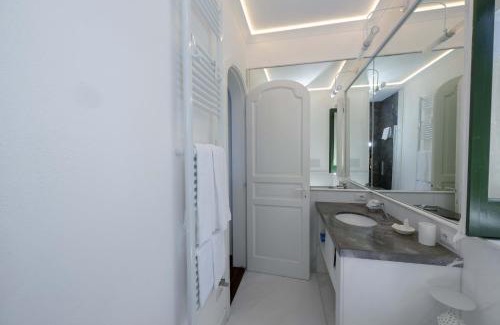 Arienzo Villa | Amore Rentals - Villa Lo Scoglio