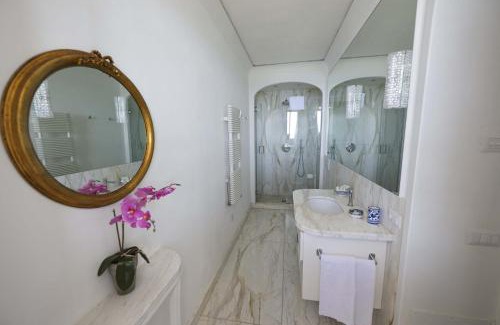 Arienzo Villa | Amore Rentals - Villa Lo Scoglio